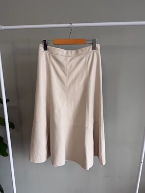 Banana Republic Ivory Faux Leather Midi Skirt Size 8